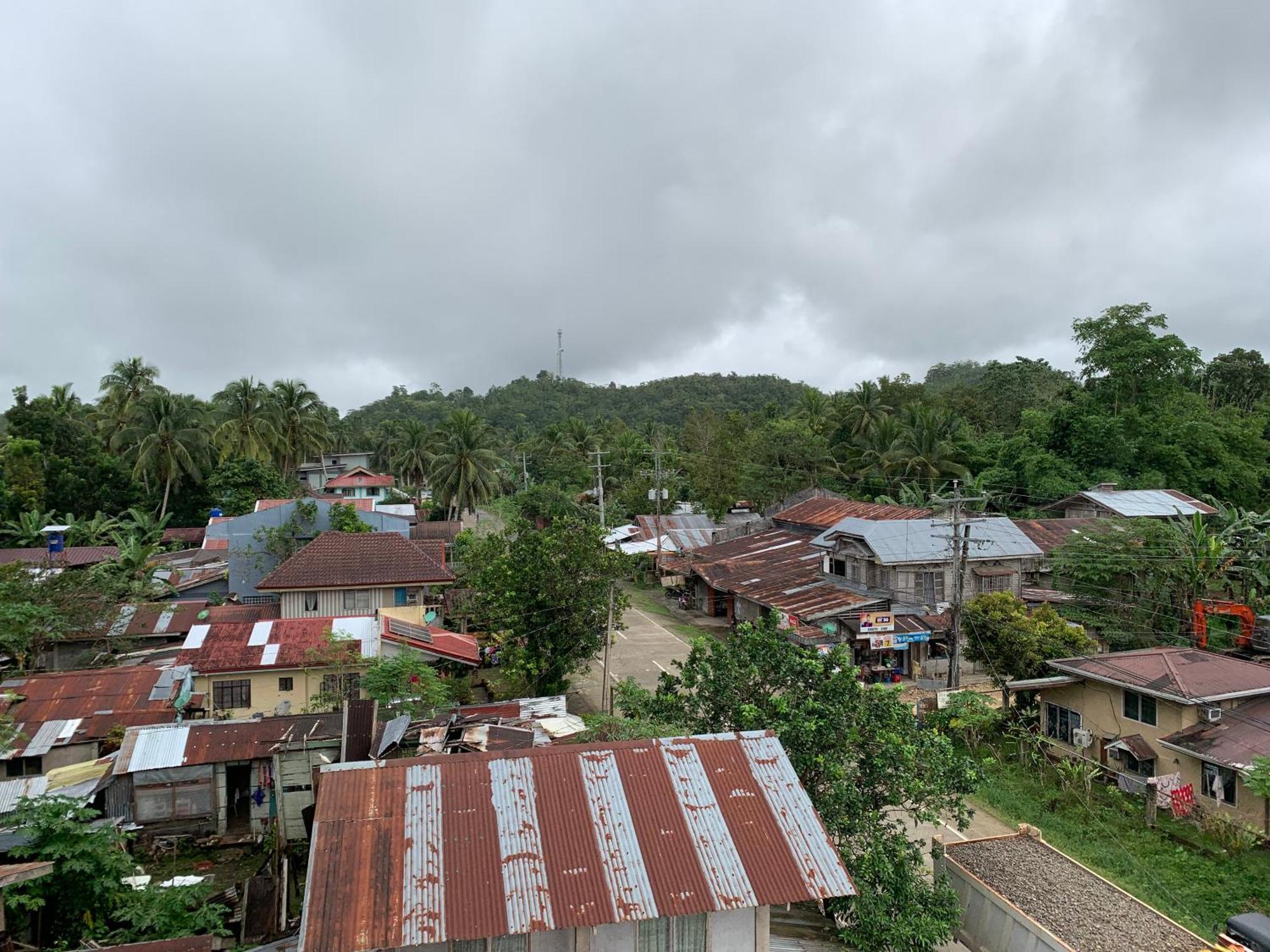 Zl Travelers Inn Batuan Exterior foto